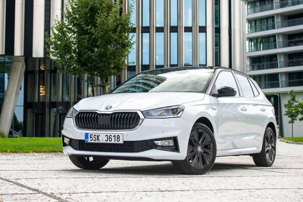Skoda Fabia: genomgång av fjärde generationens halvkombi