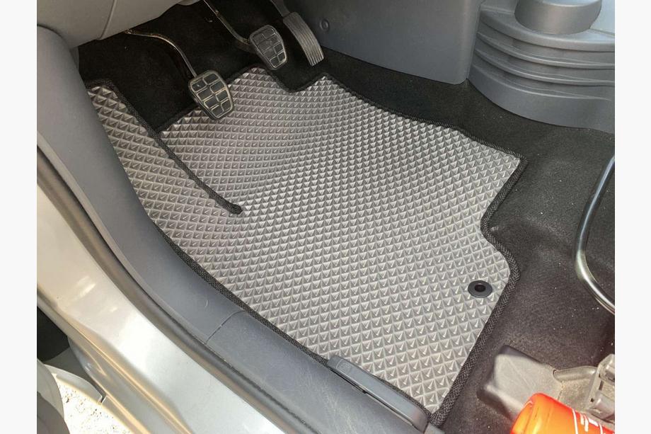 Mitsubishi Colt 2004–2012 EVA-bilmattor (grå) Image