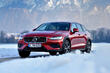 Test av andra generationens Volvo V60 Cross Country-kombi foto 3