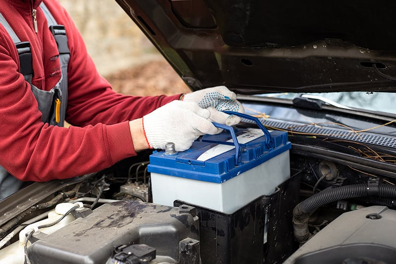 Så förlänger du bilbatteriets livslängd