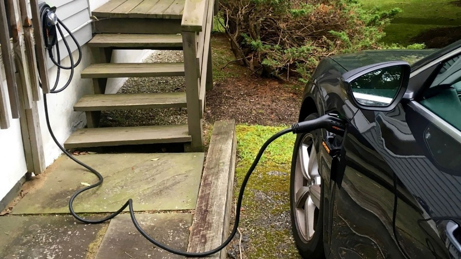 Så använder du elbilen för att driva huset: fördelar och möjligheter