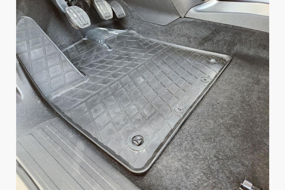 Toyota Proace City 2016– Stingray gummimattor till kupén (set om 4, clips CP2) Image