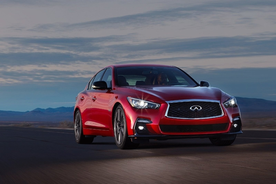 Test av premiumsedanen Infiniti Q50