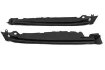 Toyota Land Cruiser 200 2007–2021 Plastkåpa under motorhuven för skärmar (2016+) foto 1