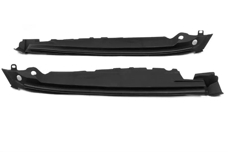 Toyota Land Cruiser 200 2007–2021 Plastkåpa under motorhuven för skärmar (2016+) Image