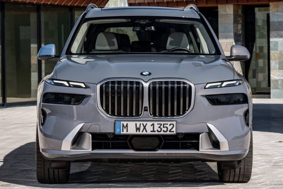 Test av uppdaterade lyx-SUV:en BMW X7