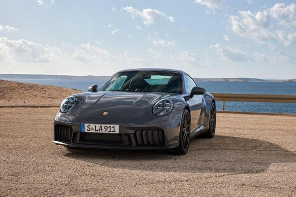 Test av sportcoupén Porsche 911 Carrera: ansiktslyft 2024