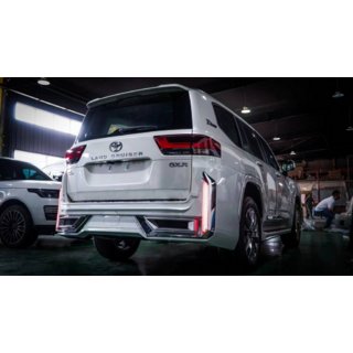 VIP bodykit-sats Toyota Land Cruiser 300 2021– foto 2