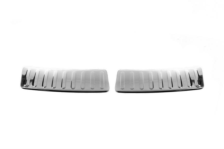Dacia Sandero 2007–2013 Bakre stötfångarskydd Carmos V2 (rostfritt stål) Image