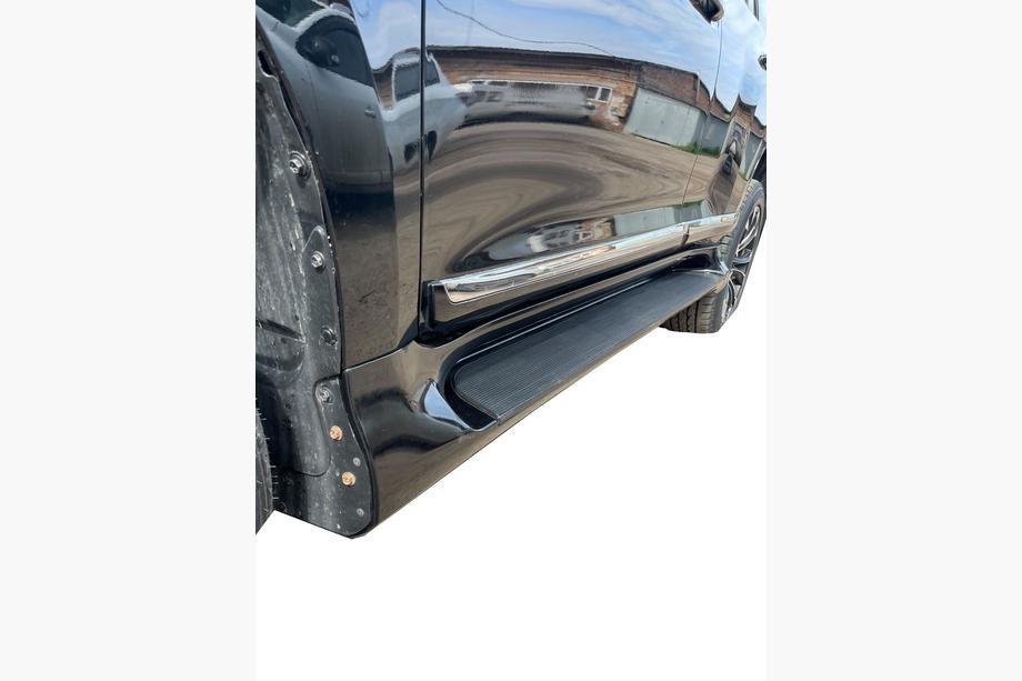 Lexus GX460 2009–2023 Sidosteg (2 st, aluminium) Svart färg (svart sidosteg) Foto 7