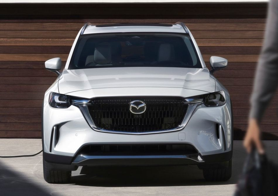 Test av fullstora flaggskeppscrossovern Mazda CX-90
