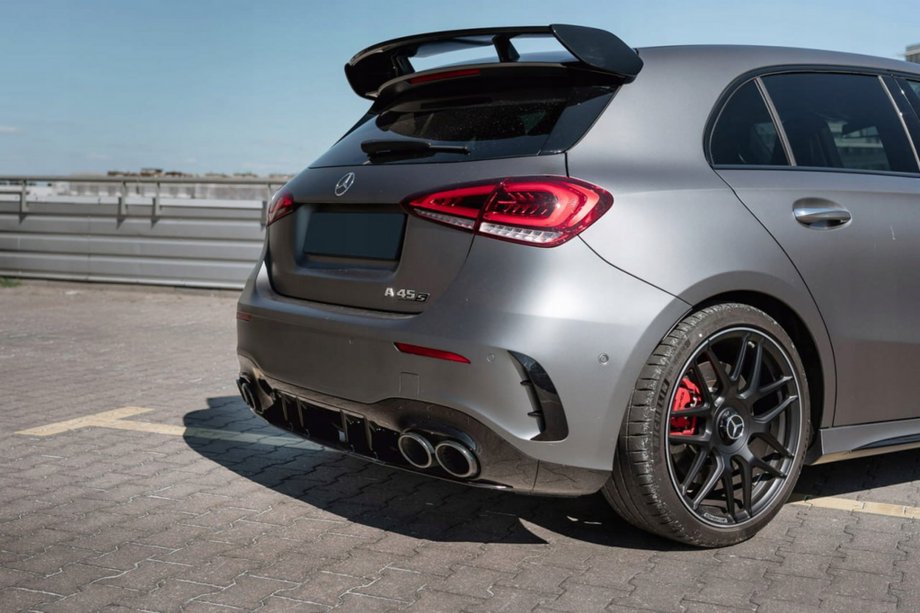 Mercedes A-class W177 2018– Bakre diffuser med avgasändrör (Design A45 HB) Image