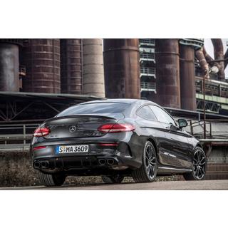 Bakre diffuser med avgasändrör (för coupé AMG43 design) foto 1