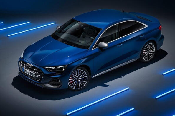 Test av den uppdaterade sport-sedanen Audi S3