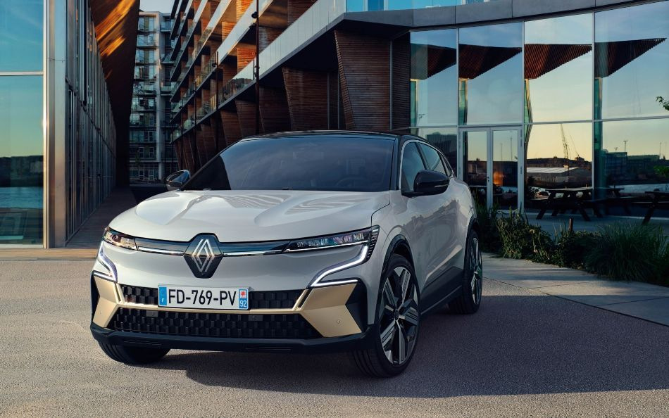 Test av halvkombin Renault Megane E-Tech Electric