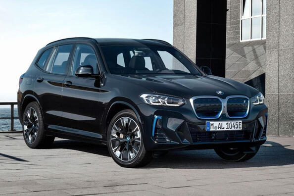 BMW iX3 2021: detaljerad genomgång av den uppdaterade elektriska SUV:en