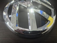 Volkswagen Passat B8 2015–2023 Rea främre emblem (2015-2018) 3G0853601B foto 2