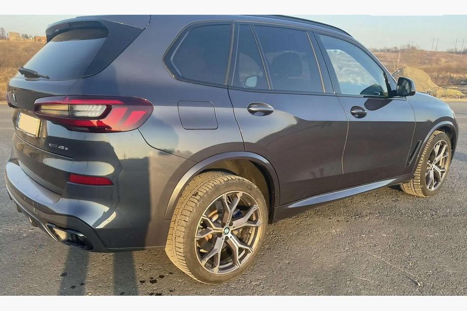 BMW X5 G05 2019–2026 Sidokjolspaket M-Sport/X5M 2018-2022 (2 st, för lackering) Image