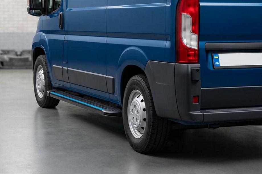 Opel Movano 2021– Sidosteg Maya Blue (2 st, aluminium) Lång hjulbas Image