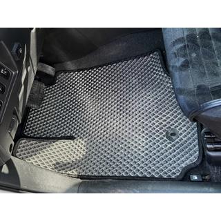 EVA bilmattor (svarta) Mitsubishi Outlander 2001–2006 foto 1