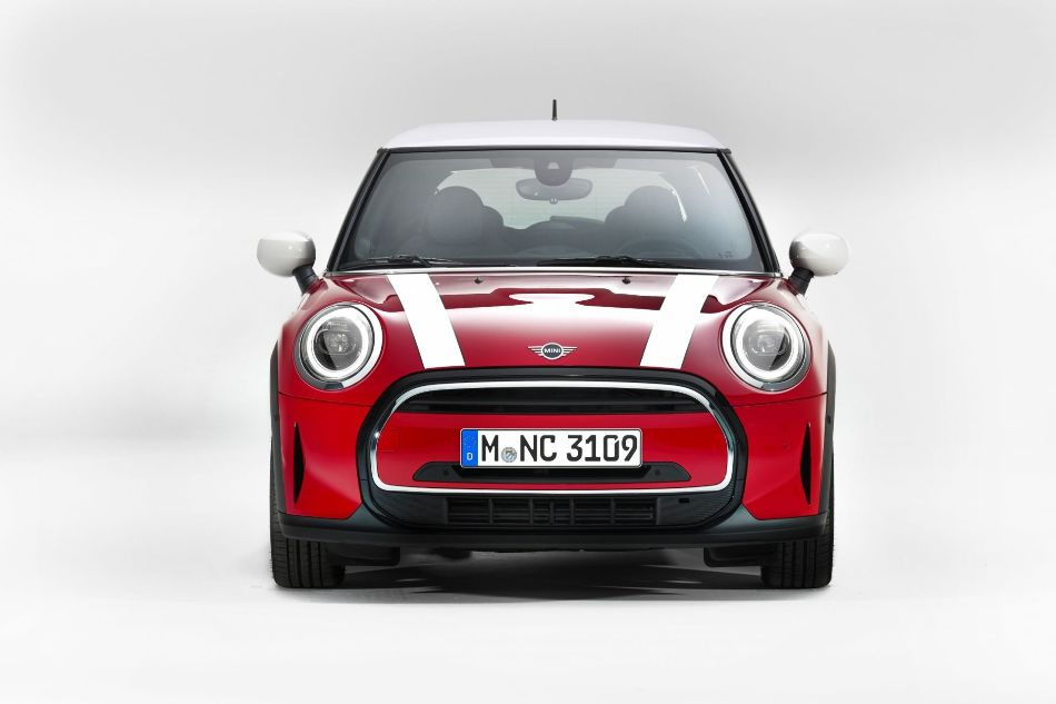 Test av MINI Hatchback 3D: facelift av III generationen