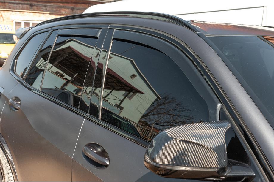 BMW X5 G05 2019–2026 Vindavvisare, insticksmodell Niken Luxury (4 st) Foto 1