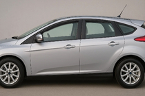 Ford Focus III 2011–2017 Vindavvisare, insticksmodell Niken Luxury (SD/HB, 4 st) foto 1