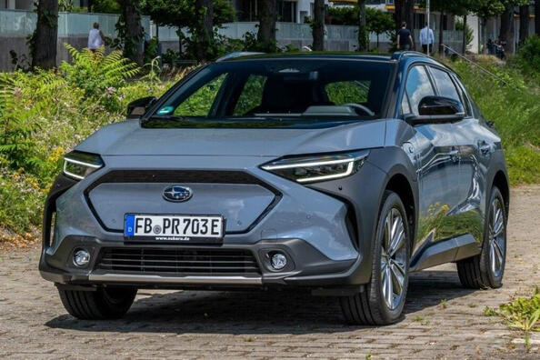 Test av den elektriska crossovern Subaru Solterra