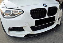 BMW 1-serien F20/F21 2011–2019 DPT V-3 frontläpp (för M Performance Style, blanksvart) foto 1