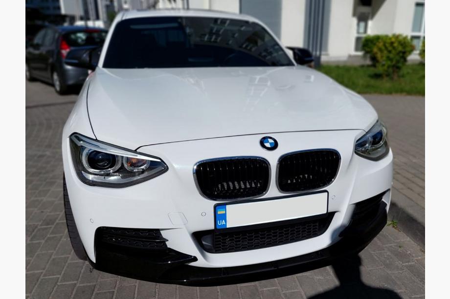 BMW 1-serien F20/F21 2011–2019 Frontläpp splitter DPT V-1 (för M Performance, blanksvart, 2 st) Foto 4