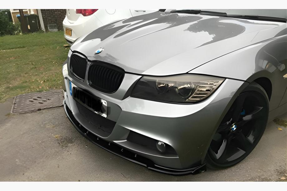 BMW 3-serie E90/E91 2005–2011 Frontläppspoiler DPT V-1 (för E90 M-Sport 2008-2011, blanksvart) Foto 1