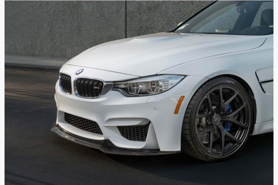 BMW 4-serie F32/F33/F36 2012–2020 DPT V-4 frontläpp (för M4, blanksvart) Image