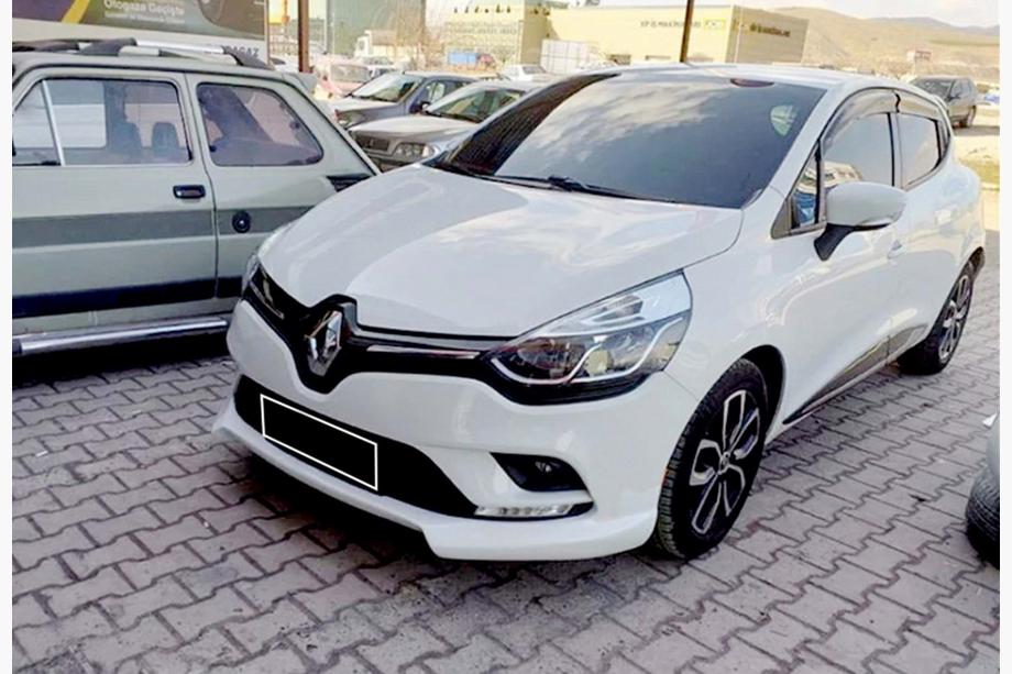 Renault Clio IV 2012–2019 DPT frontlip (HB, för lackering) Foto 3