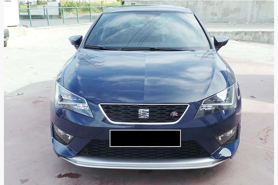 Seat Leon 2013–2020 Främre läppspoiler DPT V-2 (2013-2016, blank svart) Image