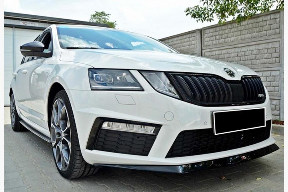 Skoda Octavia III A7 2013–2019 DPT V-3 frontlip (2013-2017 RS, blanksvart) Foto 5
