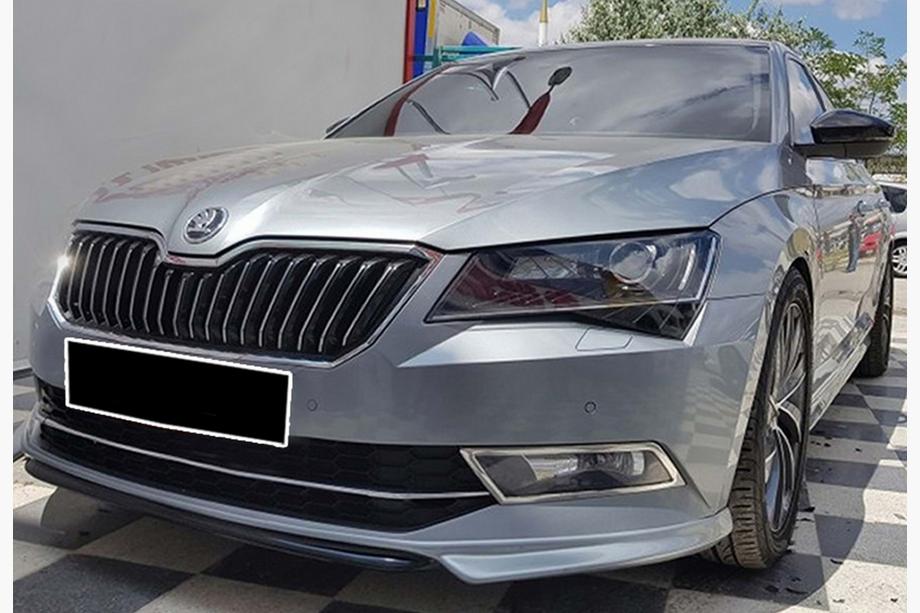 Skoda Superb 2015–2024 Främre läppspoiler DPT V-1 (2015-2020, svart högglans) Image