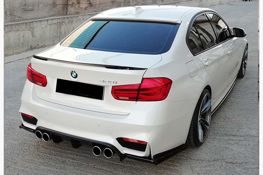 BMW 3-serien F30/F31 2012–2019 Bakre diffusor DPT V-1 (för M3, blanksvart) Foto 2
