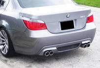 BMW 5-serien E60/E61 2003–2010 Bakdiffusor DPT (för M-5, svart högglans) foto 2