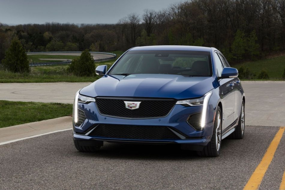 Test av premiumsedanen Cadillac CT4