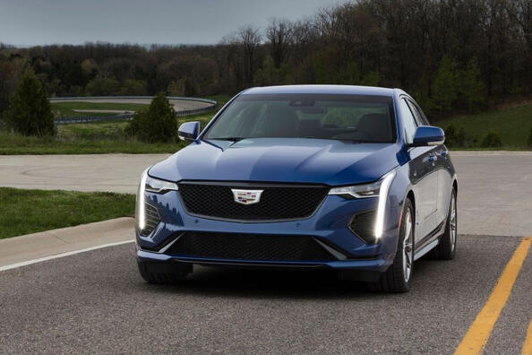Test av premiumsedanen Cadillac CT4