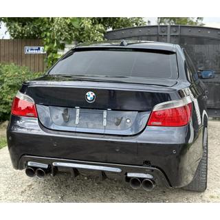 Bakre diffuser DPT V-2 (för M-Sport, svart högglans) BMW 5-serien E60/E61 2003–2010 foto 1