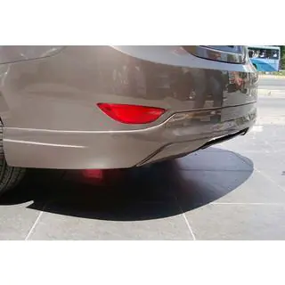 Bakre diffusor DPT (svart högglans) Hyundai Accent 2011–2017 foto 2