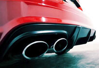 Mercedes C-klass W204 2007–2015 Bakre diffuser DPT (2007-2011, för AMG SD, blank svart) foto 1