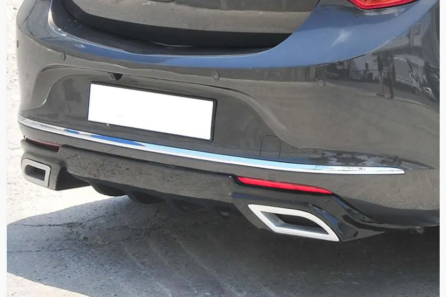 Opel Astra J 2009–2015 Bakre diffuser DPT V1 (2012-2015, HB, blanksvart) Foto 4