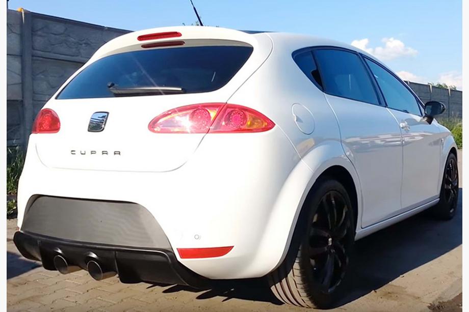 Seat Leon 2005–2012 Bakdiffusor DPT V-2 (2009-2012, svart blank) Foto 3