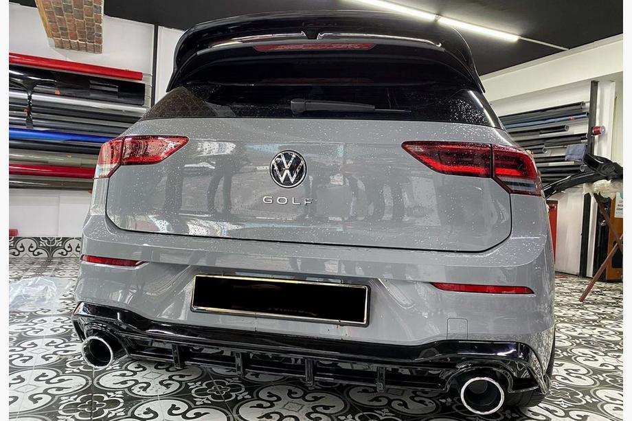 Volkswagen Golf 8 2019– Bakre diffusor DPT V-2 (blank svart) Foto 1