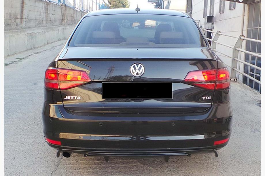 Volkswagen Jetta 2011–2018 Bakdiffuser DPT (2014-2018, svart högglans) Foto 1