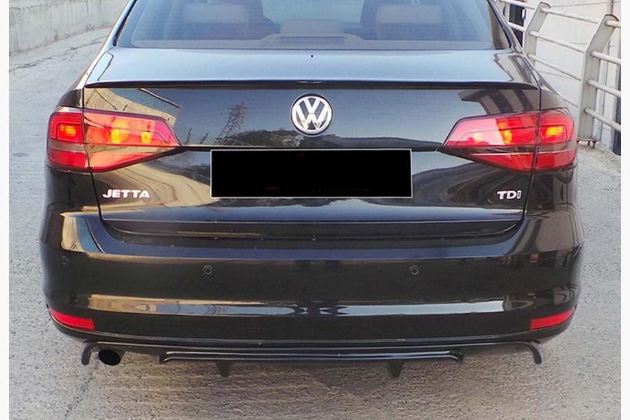 Volkswagen Jetta 2011–2018 Bakdiffuser DPT (2014-2018, svart högglans) Foto 3