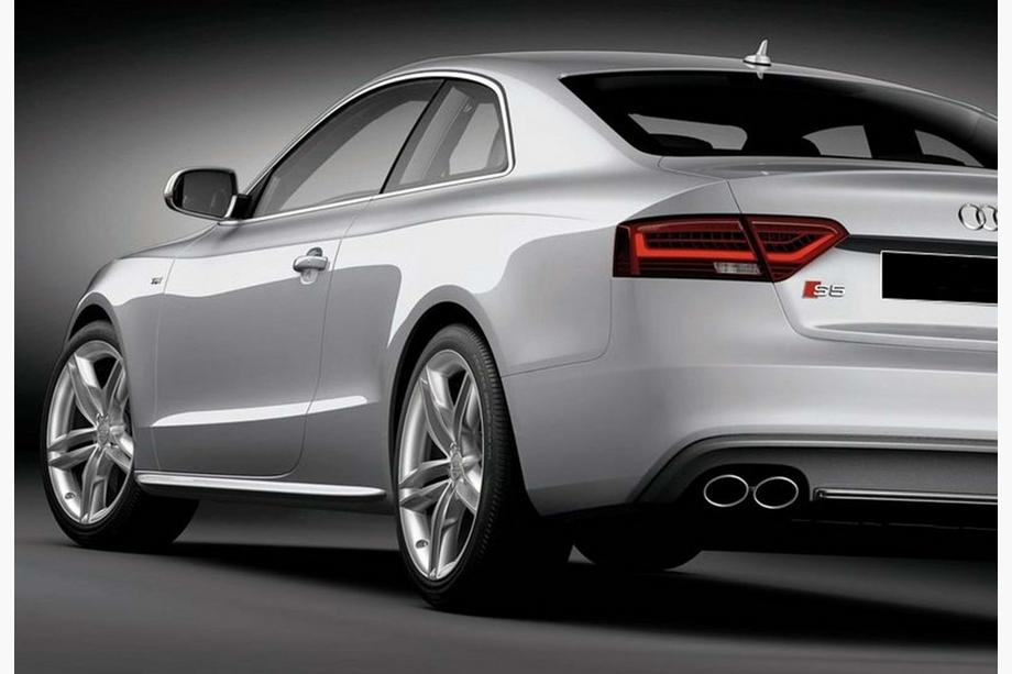 Audi A5 2007–2015 DPT sidokjolar (blank svart) Foto 2