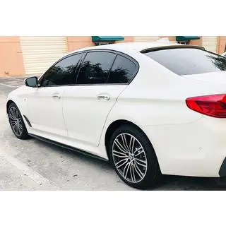 DPT V-1 tröskelförlängare (för M-Sport/M5 trösklar, svart högglans) foto 2